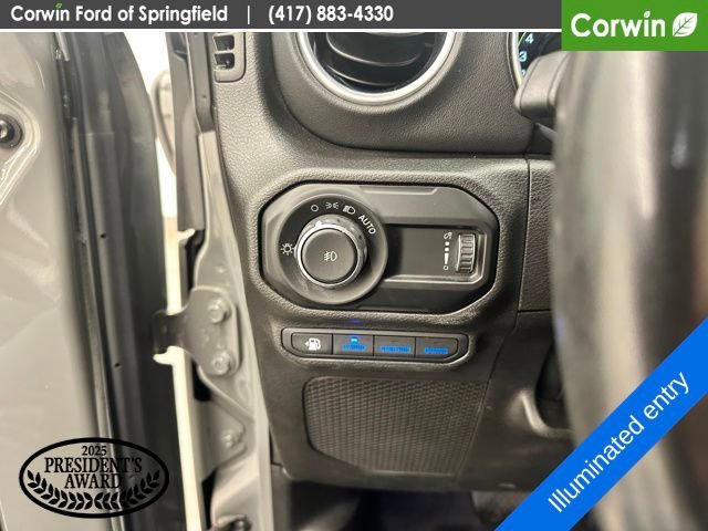 Used 2023 Jeep Wrangler Unlimited Rubicon 4xe w/ Steel Bumper Group AWD/4WD image 32