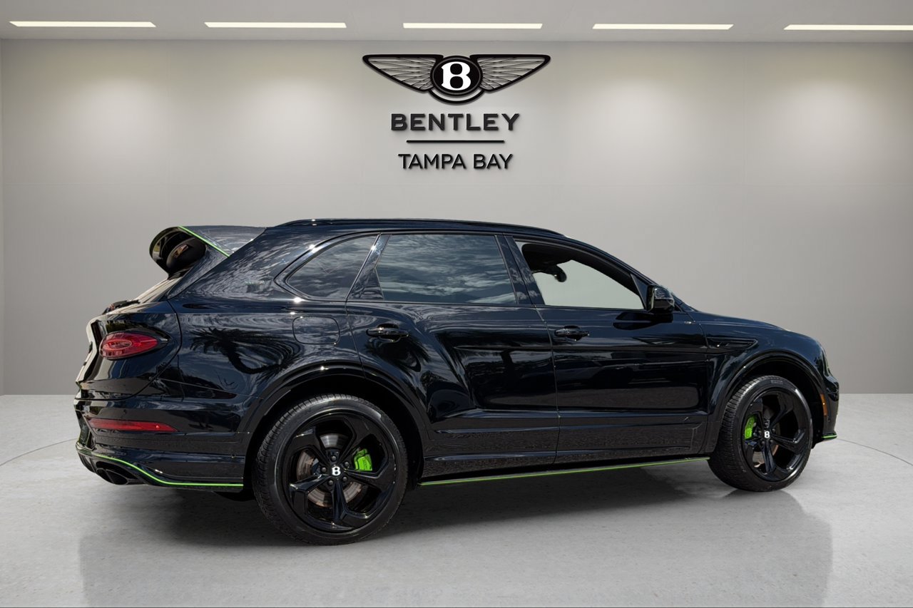 Used 2025 Bentley Bentayga AWD/4WD image 8