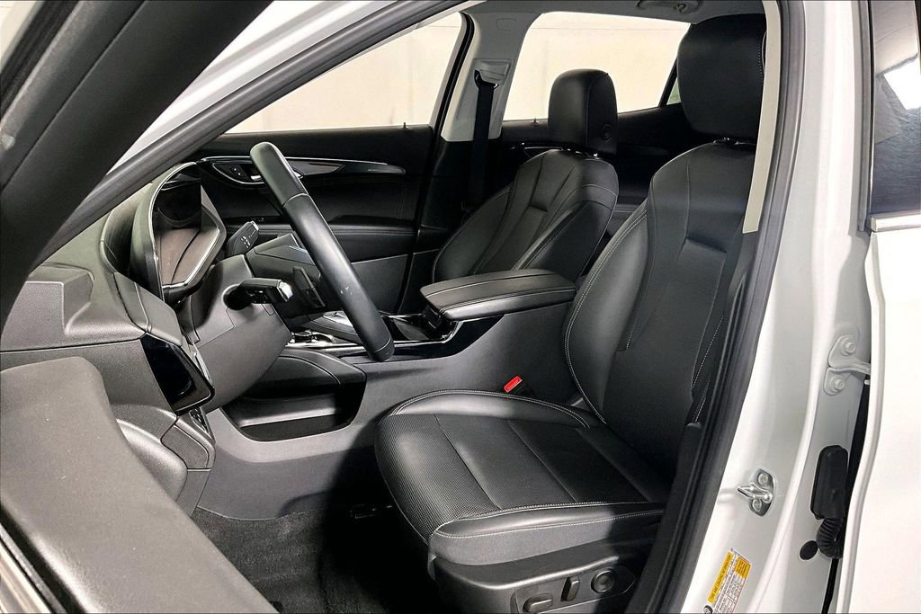 Used 2024 Buick Envision Preferred image 24