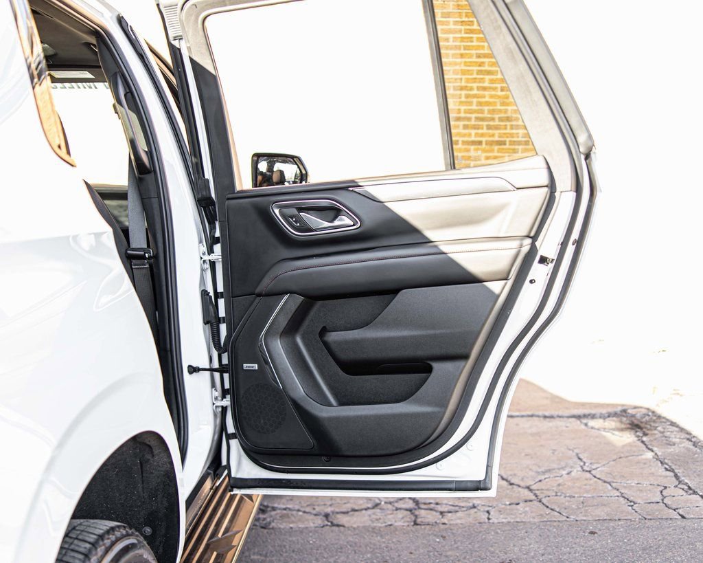 Used 2024 Chevrolet Tahoe RST w/ Luxury Package image 43