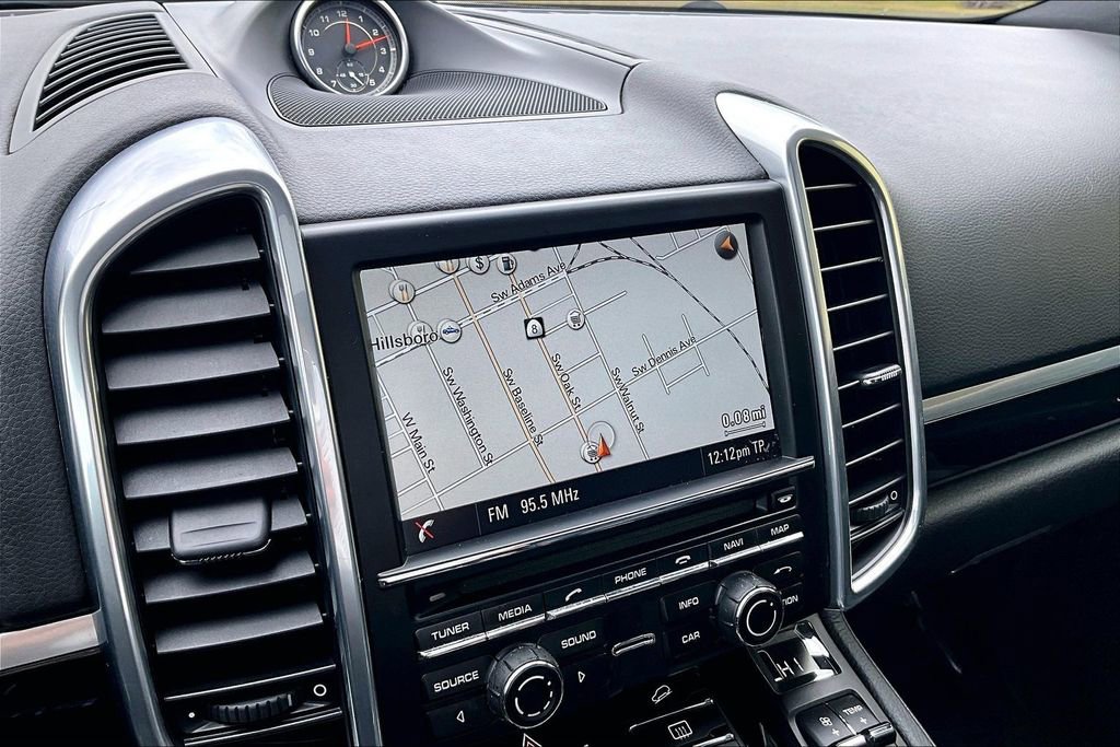 Used 2014 Porsche Cayenne AWD/4WD image 35