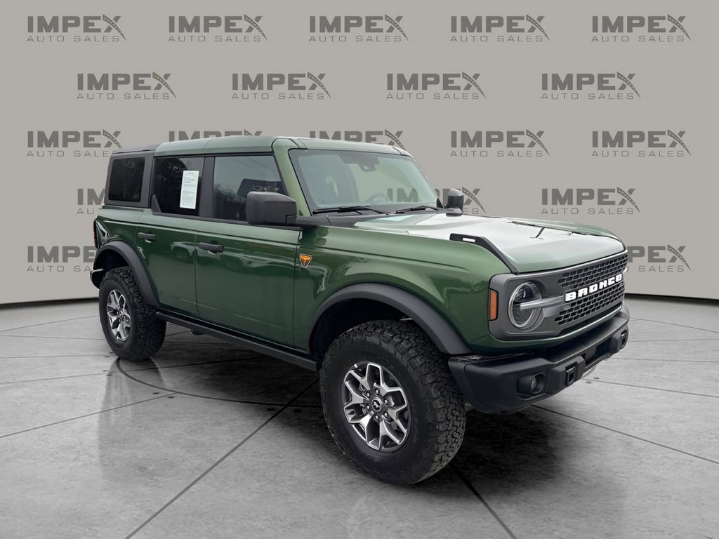 Used 2025 Ford Bronco Badlands image 7