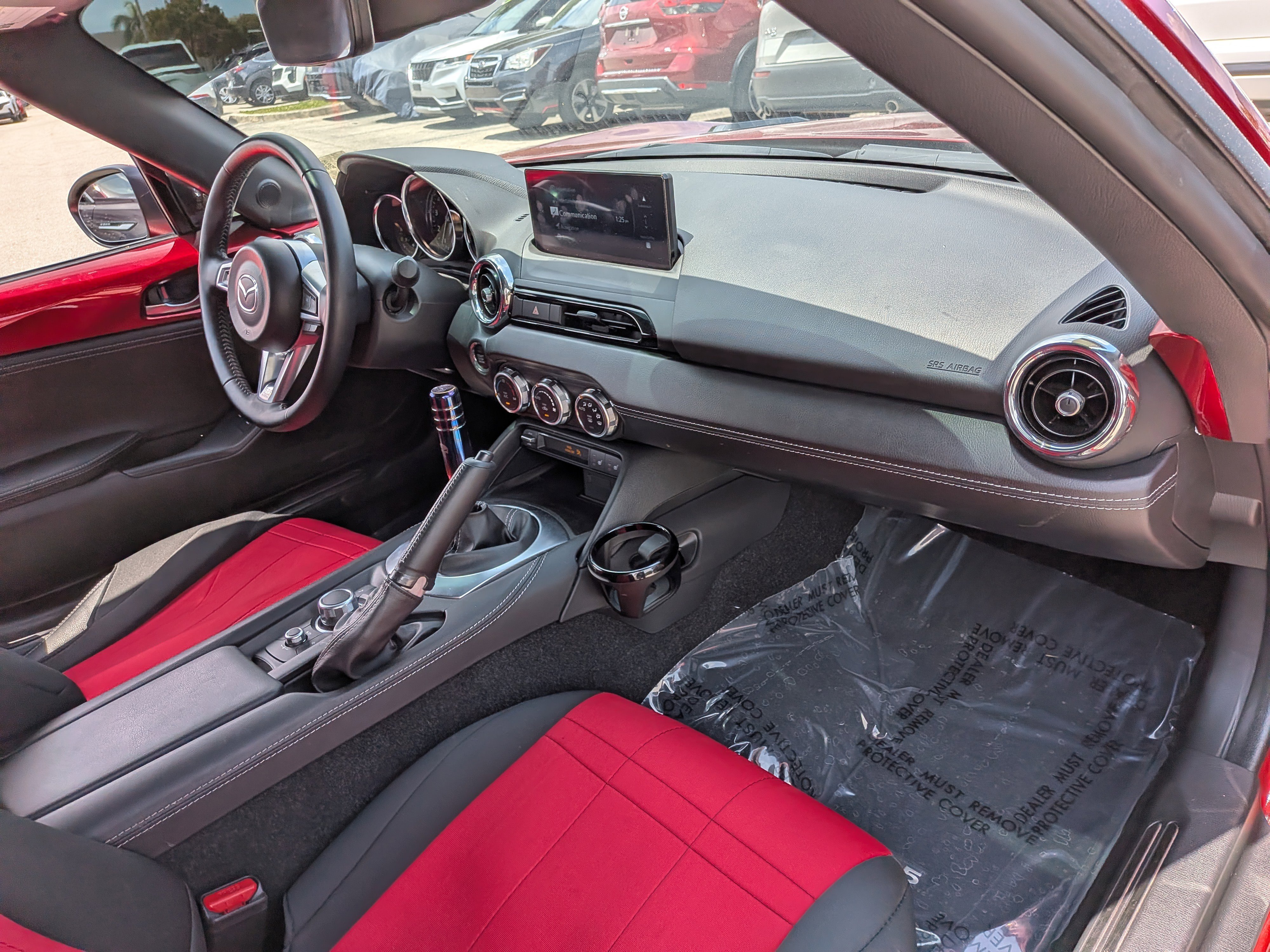 Used 2025 MAZDA MX-5 Miata RF Grand Touring w/ Weather Package RWD image 15