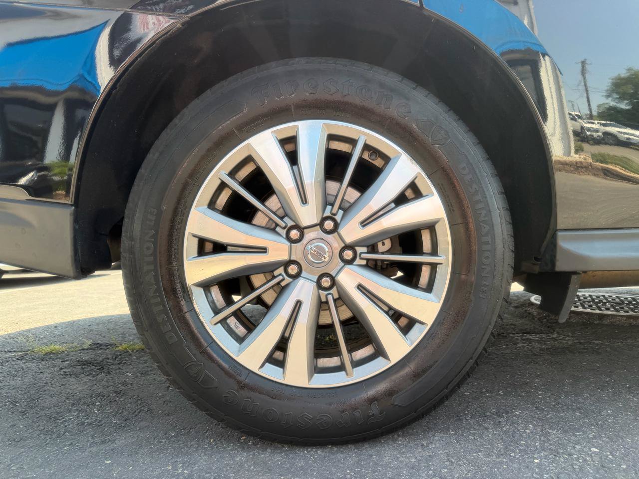 Used 2019 Nissan Pathfinder S AWD/4WD image 29