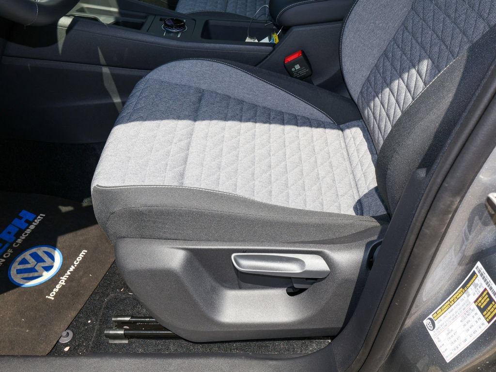 New 2026 Volkswagen Tiguan S FWD image 12