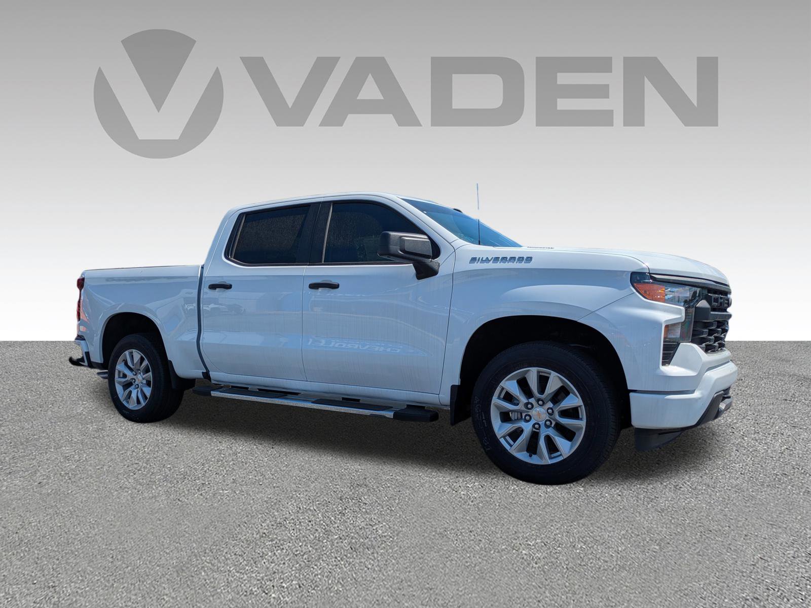 New 2026 Chevrolet Silverado 1500 Custom RWD image 3