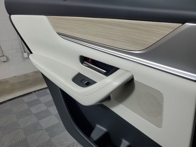 Certified 2025 MAZDA CX-90 3.3 Turbo w/ Premium Plus Pkg image 18
