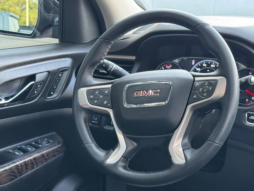 Used 2023 GMC Acadia Denali w/ Black Diamond Edition AWD/4WD image 16