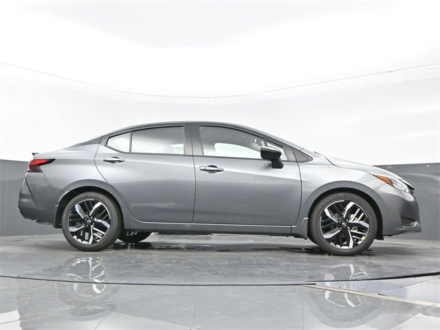 New 2025 Nissan Versa SR w/ Trunk Package image 26