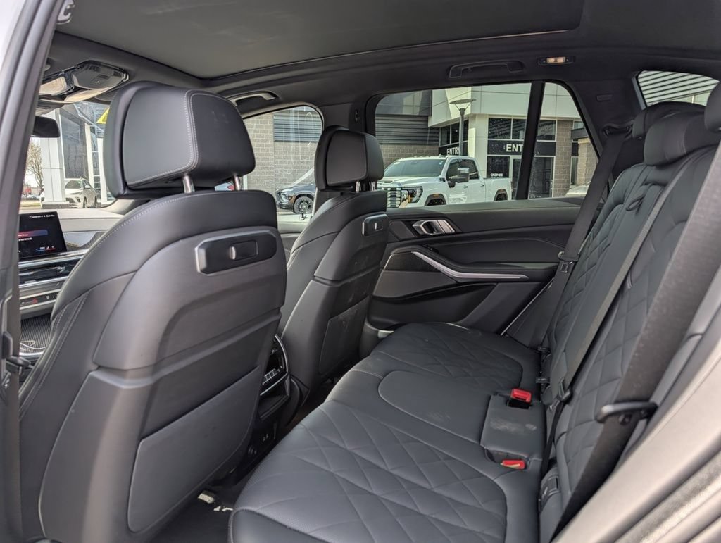 Used 2026 BMW X5 M60i AWD/4WD image 36