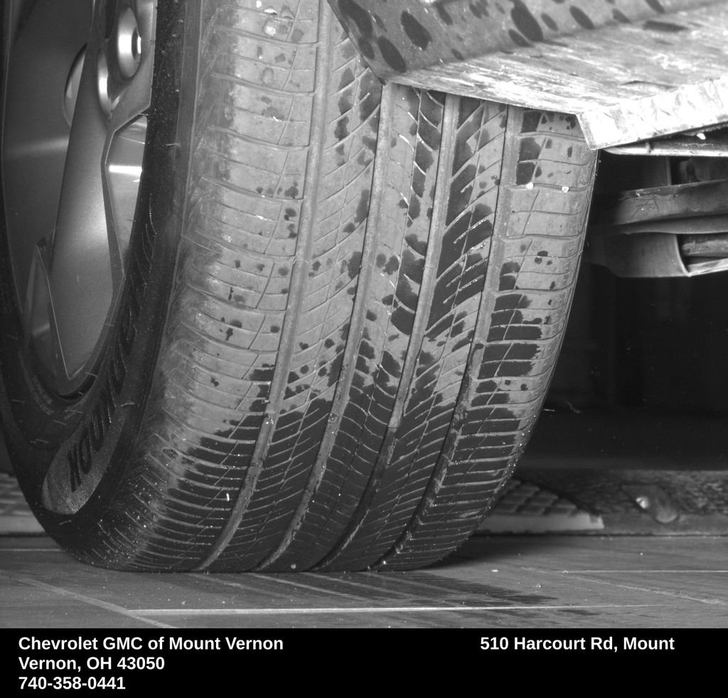 Used 2026 Chevrolet Trax LT FWD image 13