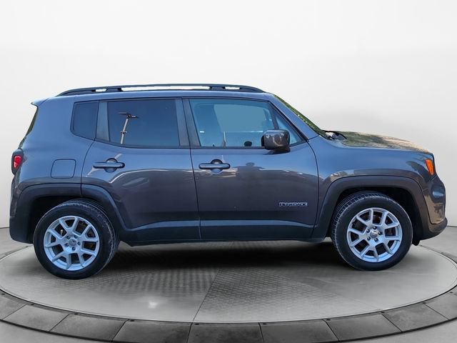 Used 2019 Jeep Renegade Latitude w/ Popular Equipment Group FWD image 6