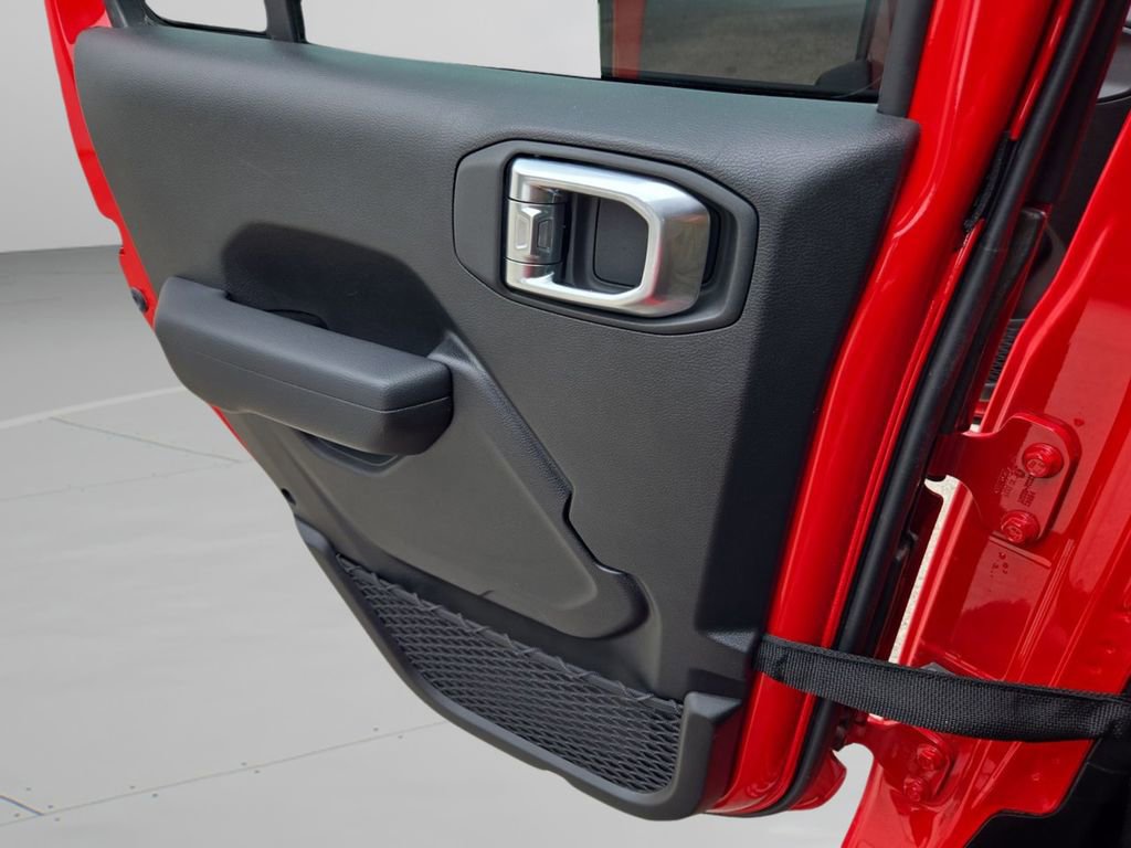 Certified 2025 Jeep Wrangler Sport image 11