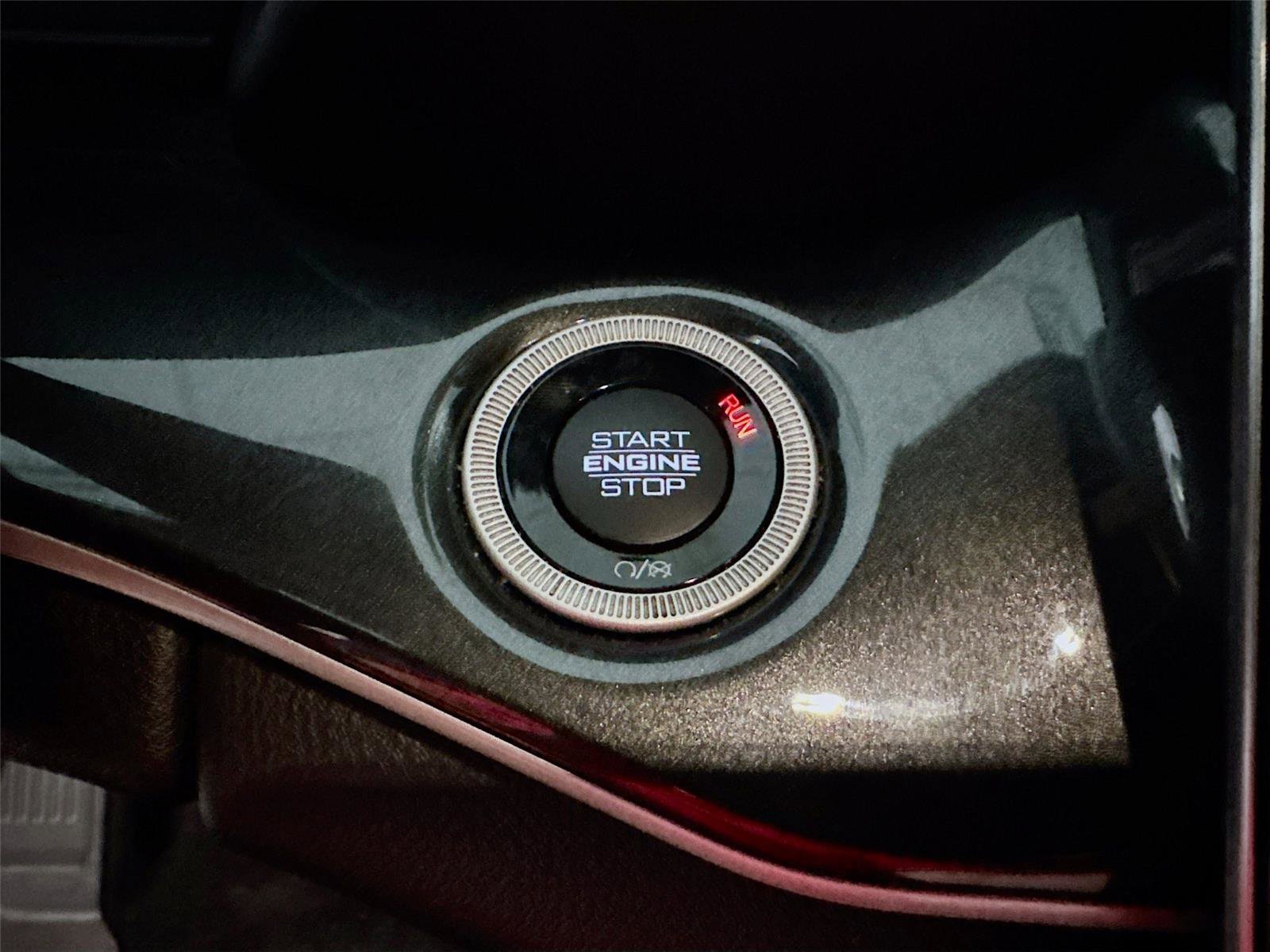 Used 2022 Jeep Grand Cherokee L Laredo RWD image 11