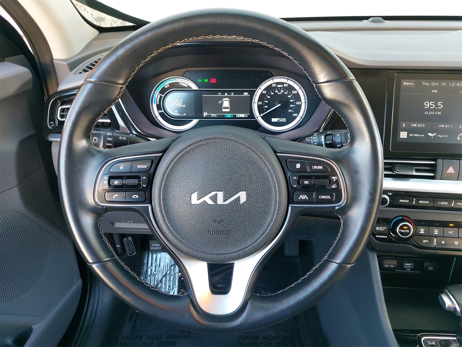 Certified 2022 Kia Niro LXS image 16