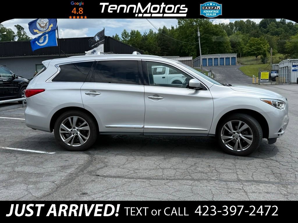Used 2013 INFINITI JX35 AWD w/ Premium Pkg image 4