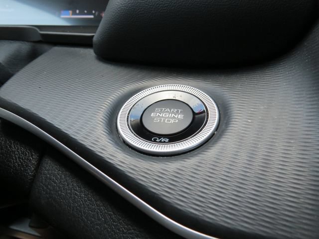 Used 2023 Jeep Grand Cherokee Altitude AWD/4WD image 23