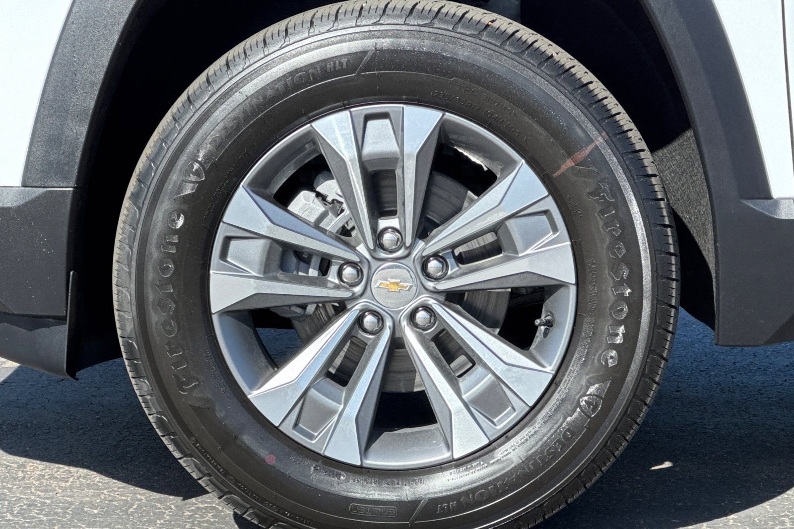 New 2025 Chevrolet Equinox LT image 26