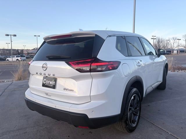 Used 2024 Nissan Rogue SV image 8