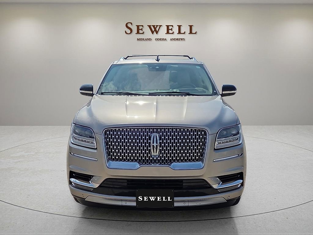 Used 2020 Lincoln Navigator L Reserve w/ Luxury Package AWD/4WD image 8