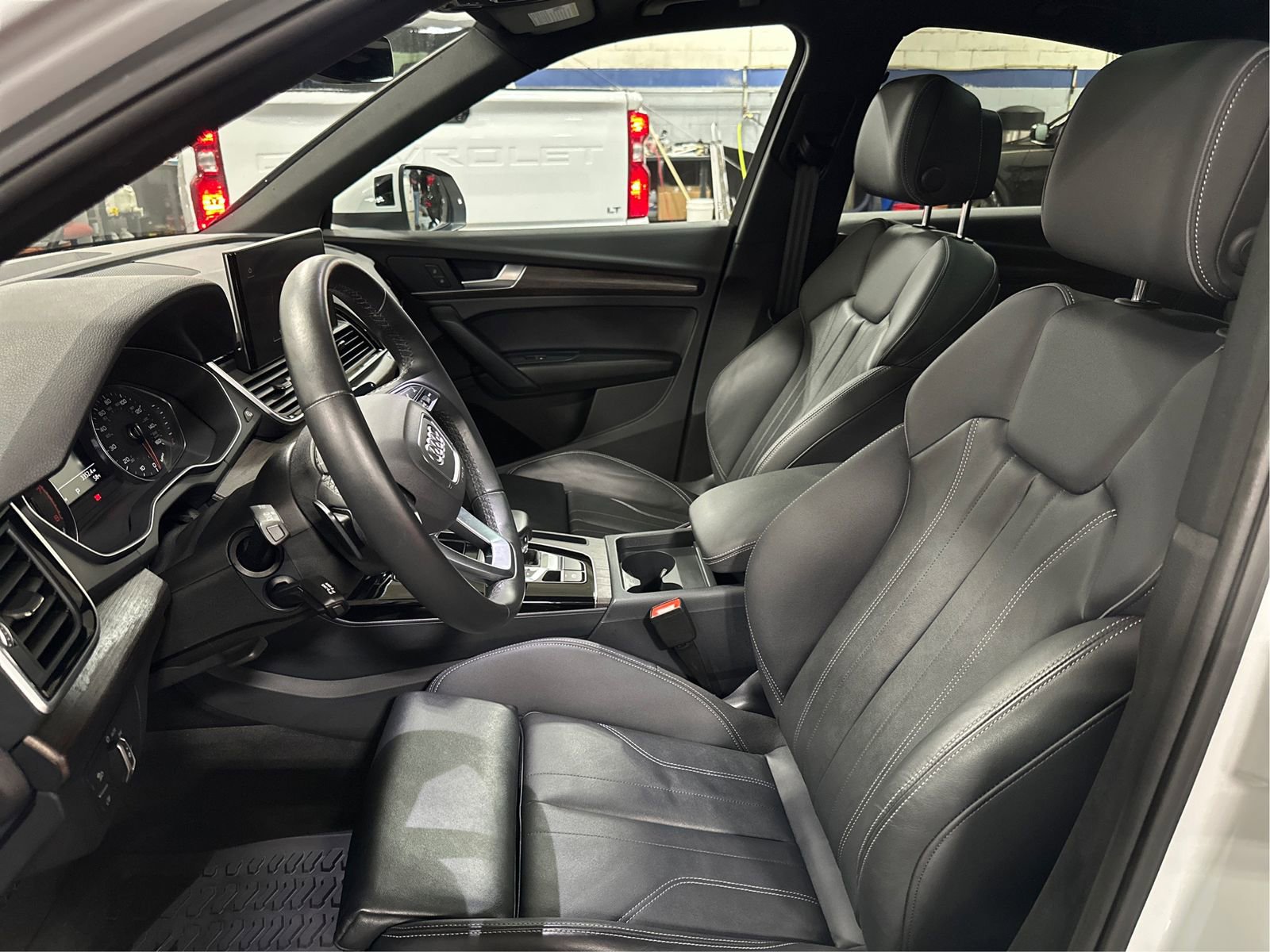 Used 2024 Audi Q5 2.0T Premium AWD/4WD image 9