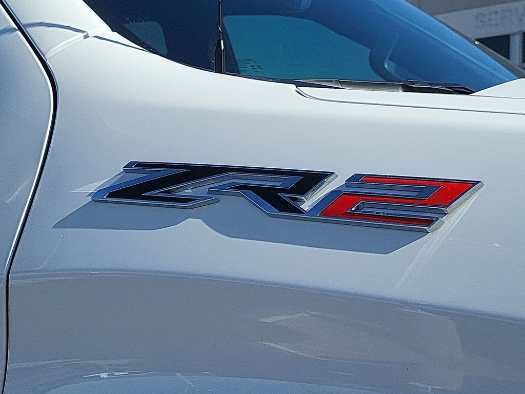 Used 2025 Chevrolet Silverado 1500 ZR2 w/ Technology Package image 33