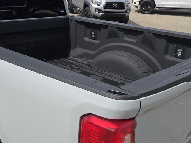 Used 2025 Ford F250 Lariat w/ Black Appearance Package AWD/4WD image 14