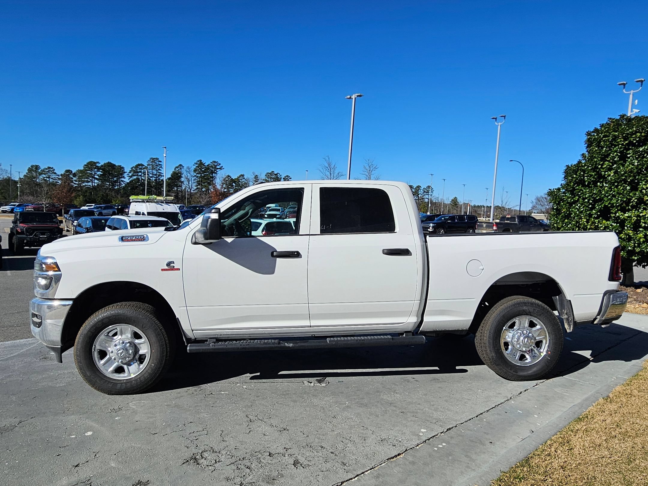 New 2026 RAM 2500 Tradesman AWD/4WD image 4