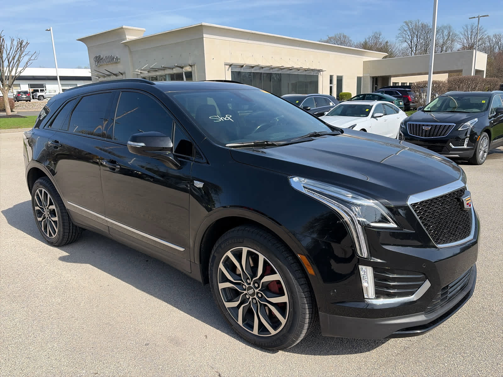Certified 2023 Cadillac XT5 Sportv w/ Technology Package image 5
