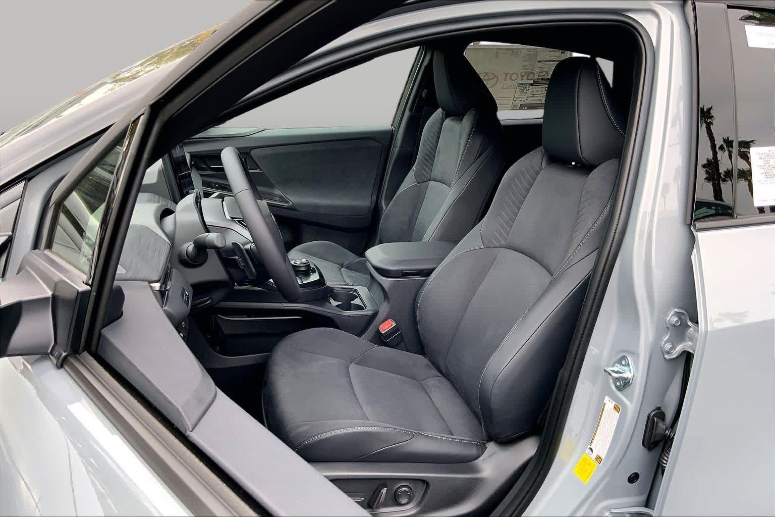 New 2026 Toyota C-HR AWD/4WD image 9