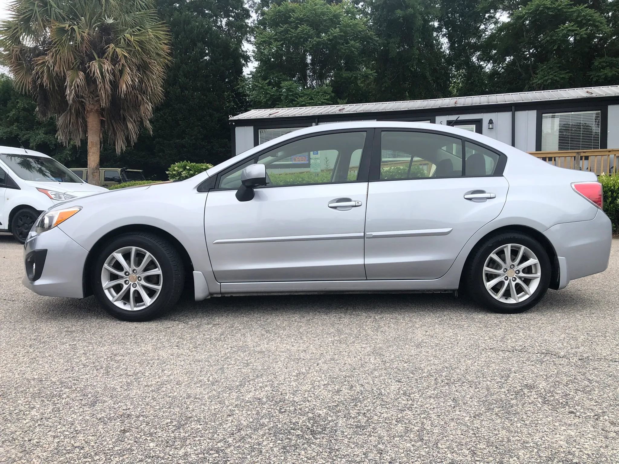 Used 2014 Subaru Impreza 2.0i Premium AWD/4WD image 8