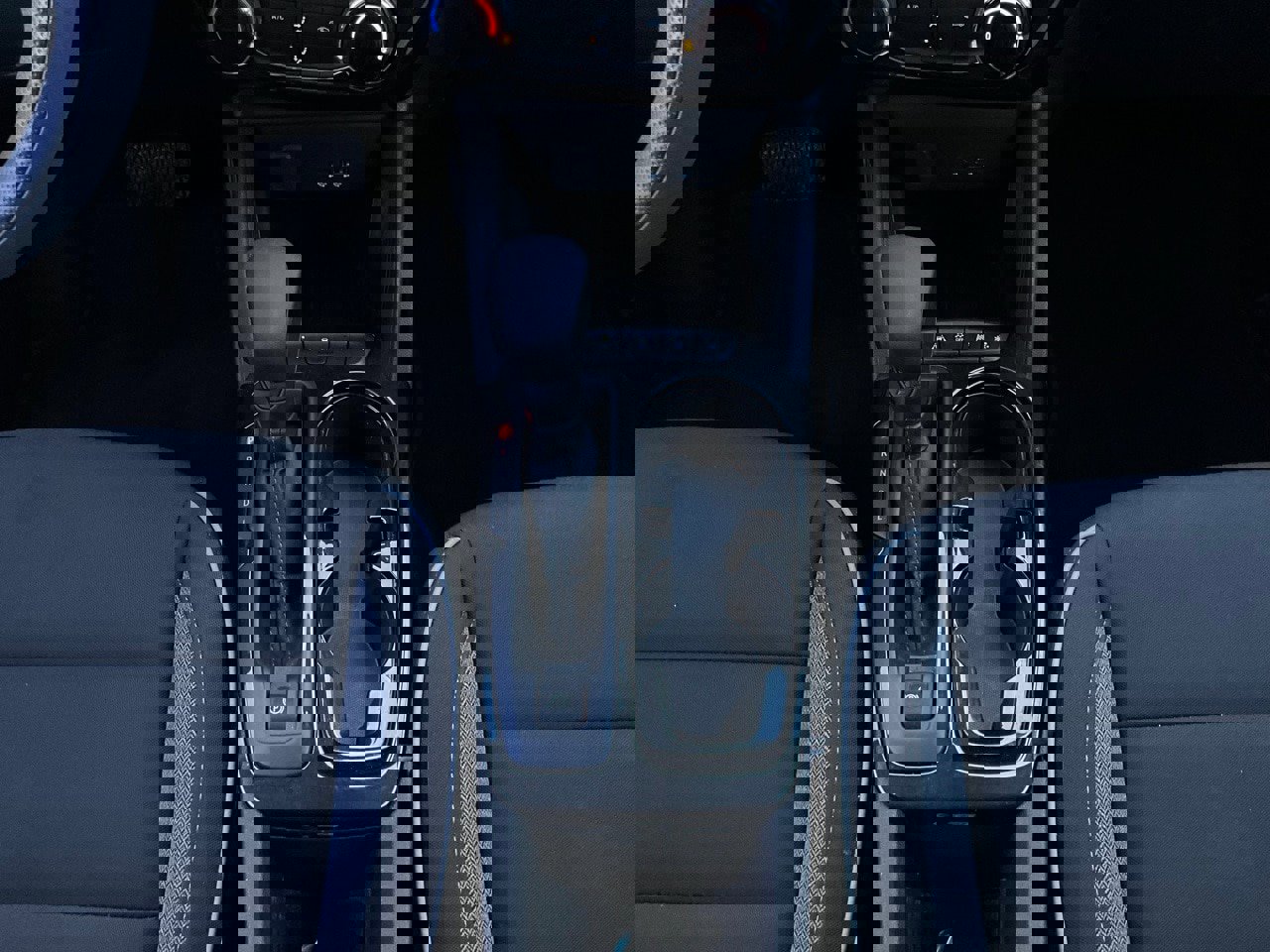 Used 2025 Chevrolet TrailBlazer LT image 12