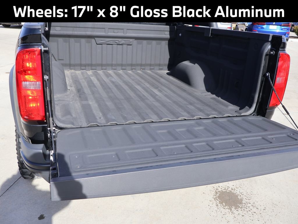 Used 2019 Chevrolet Colorado ZR2 w/ ZR2 Midnight Special Edition image 19