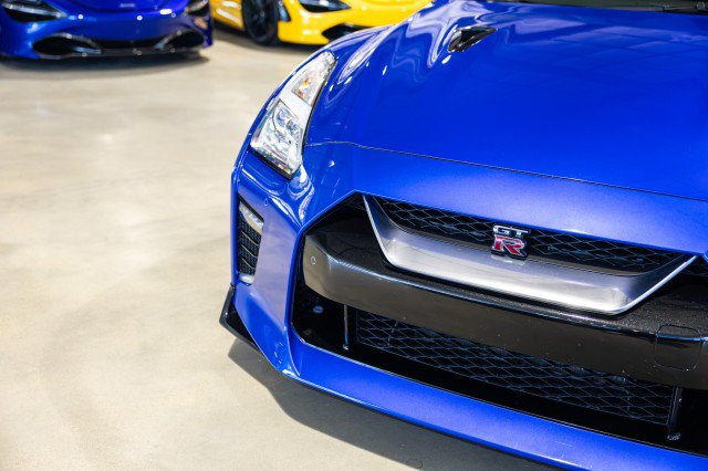 Used 2021 Nissan GT-R Premium AWD/4WD image 11