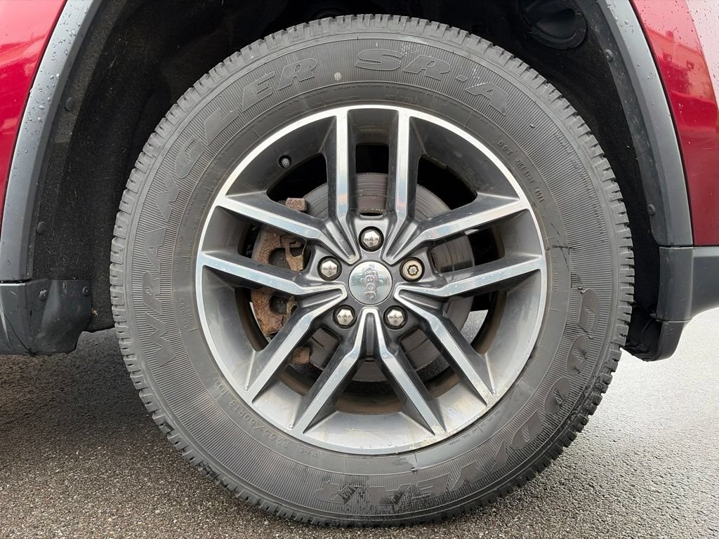 Used 2018 Jeep Grand Cherokee Limited AWD/4WD image 24