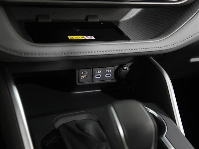 Used 2023 Toyota Highlander XLE image 16