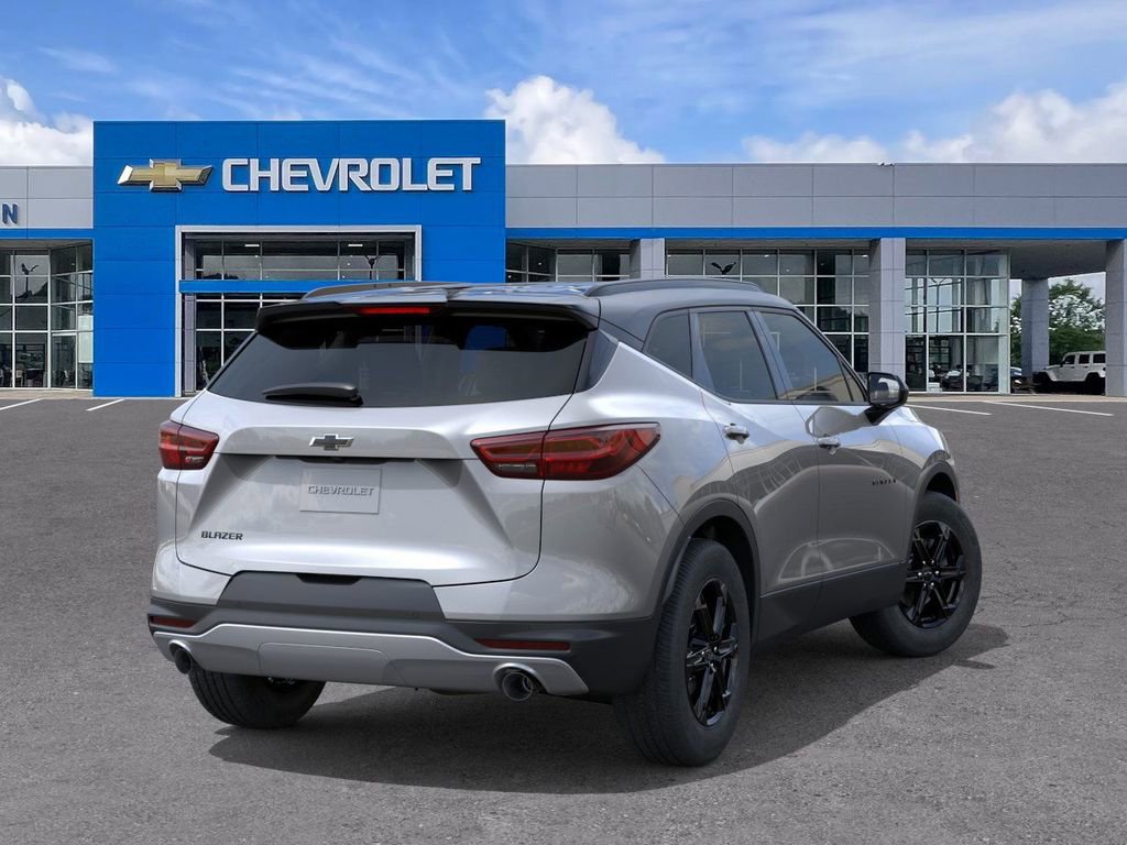 New 2026 Chevrolet Blazer LT w/ Convenience Package FWD image 4