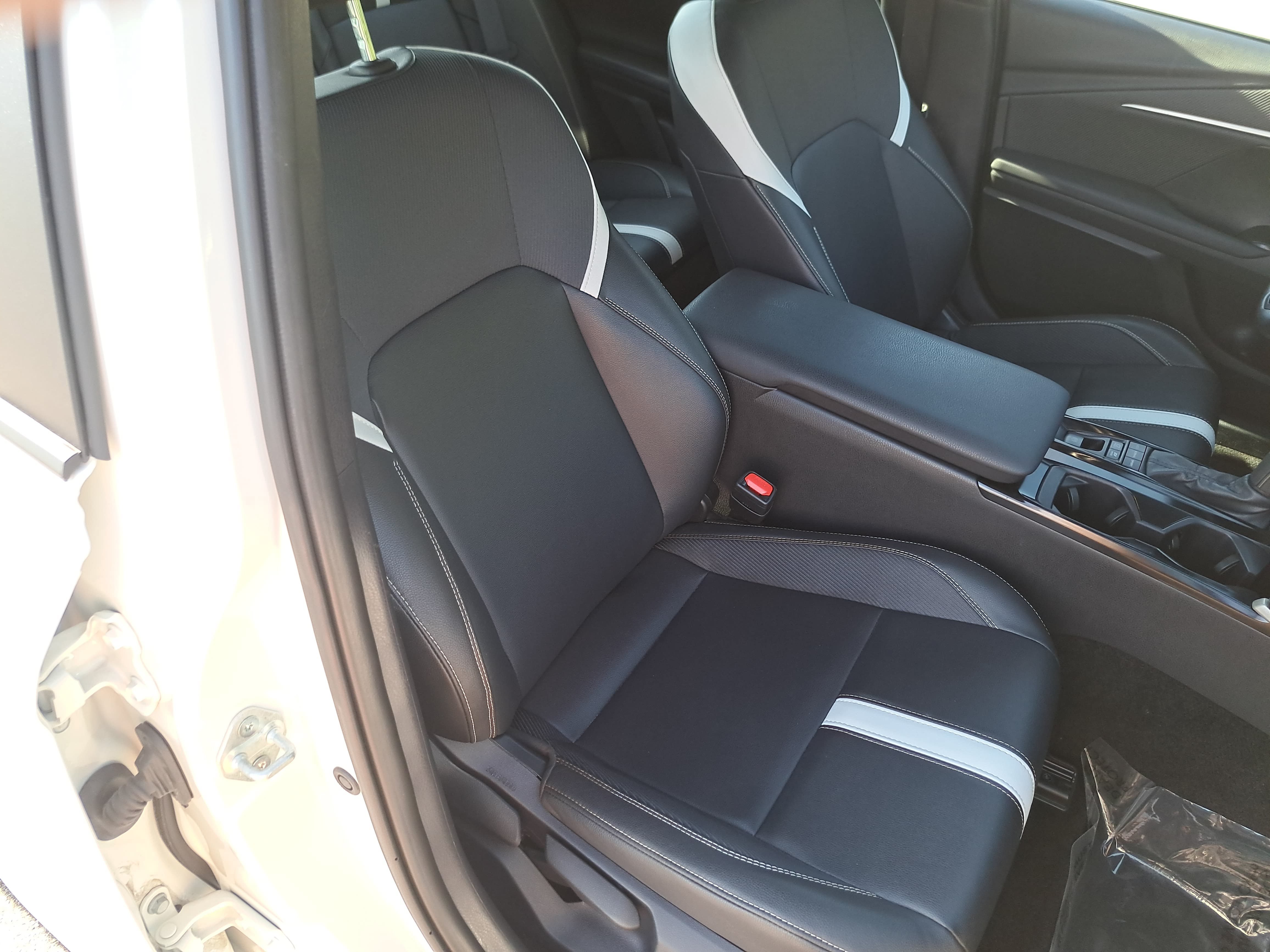 Used 2025 Toyota Camry SE FWD image 10