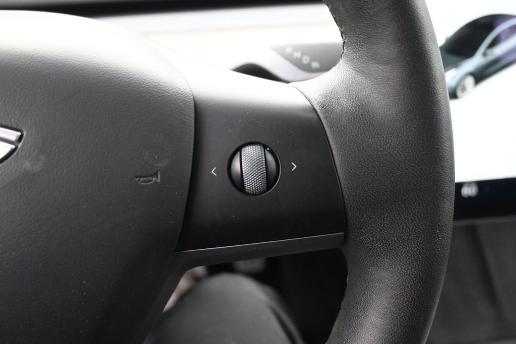 Used 2021 Tesla Model 3 Performance AWD/4WD image 23