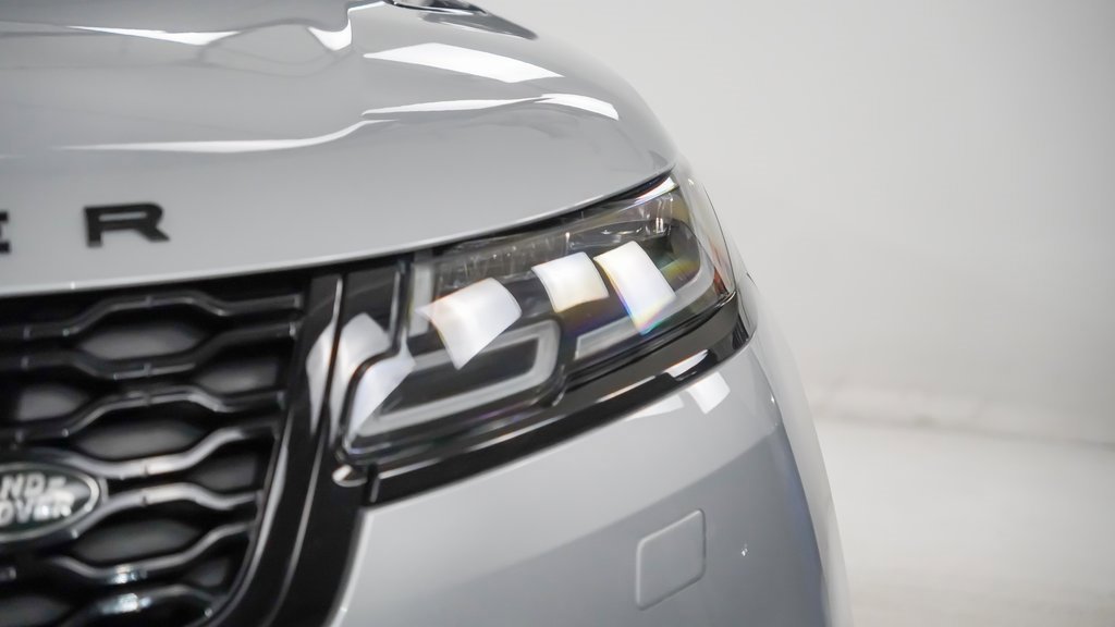 Used 2022 Land Rover Range Rover Velar R-Dynamic S image 7