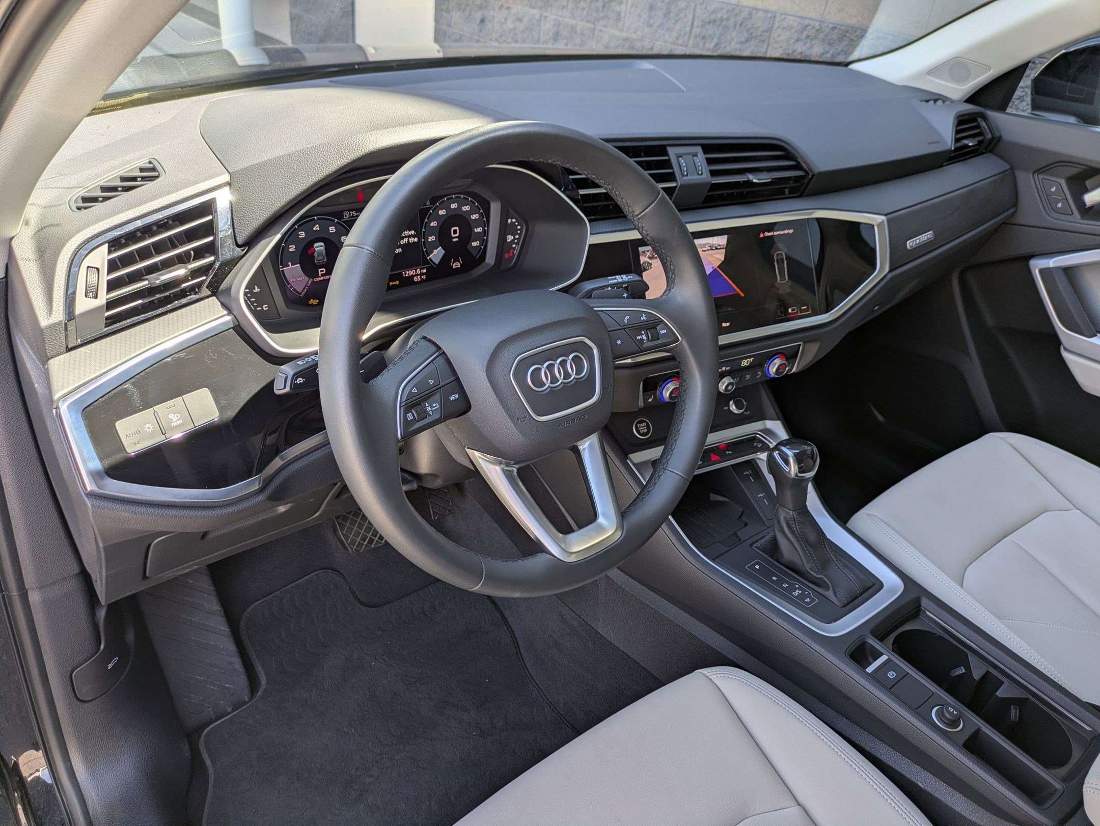 Certified 2025 Audi Q3 2.0T Premium w/ Convenience Package AWD/4WD image 12