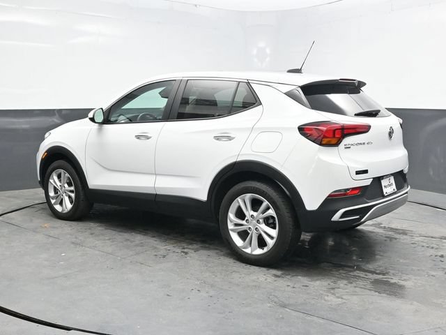 Used 2023 Buick Encore GX Preferred w/ Cold Weather Comfort Package AWD/4WD image 4