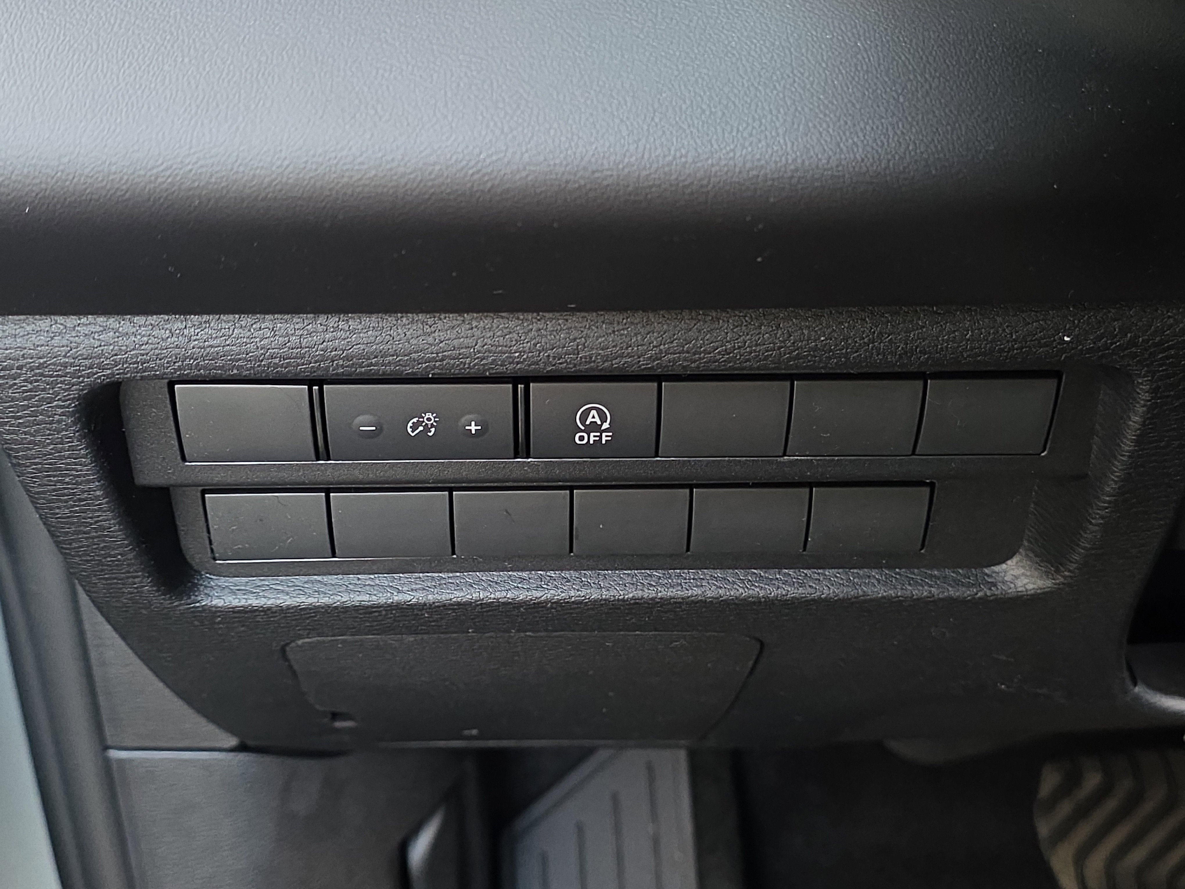 New 2026 Mitsubishi Outlander ES FWD image 25