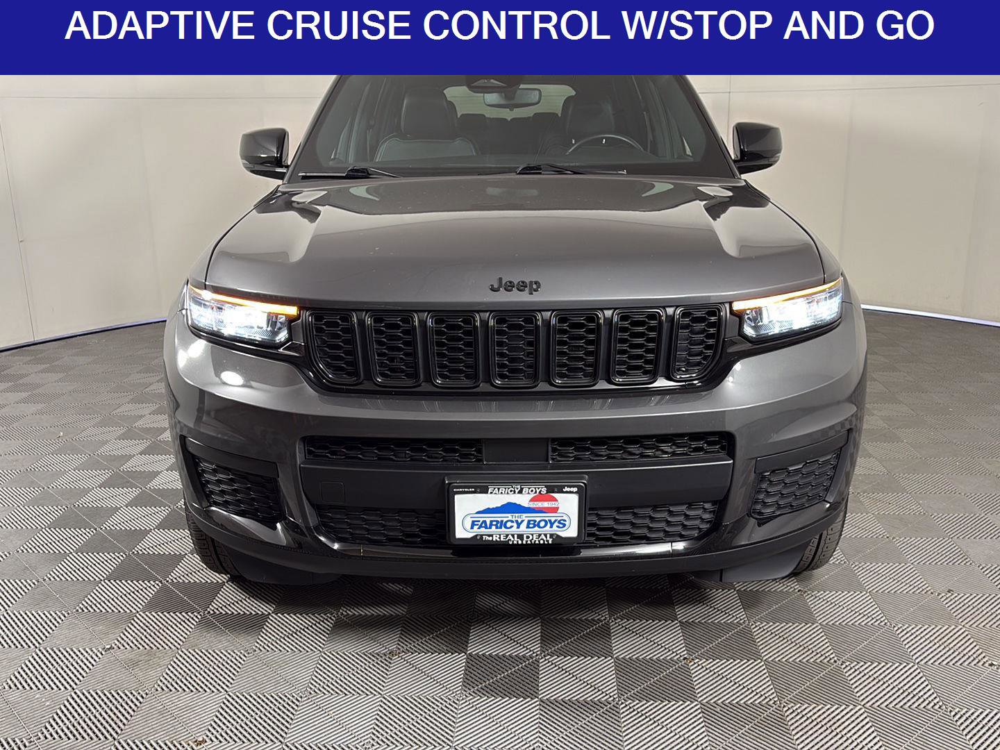 Used 2022 Jeep Grand Cherokee L Laredo image 4