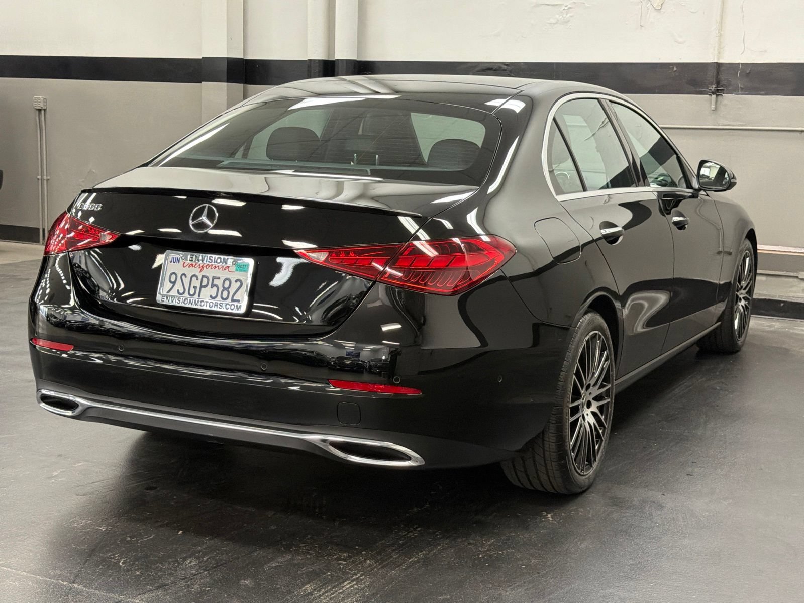 Used 2025 Mercedes-Benz C 300 Sedan image 13
