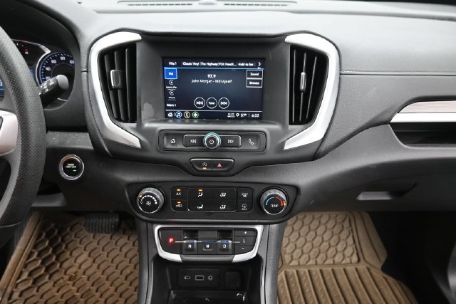 Used 2023 GMC Terrain SLE AWD/4WD image 16