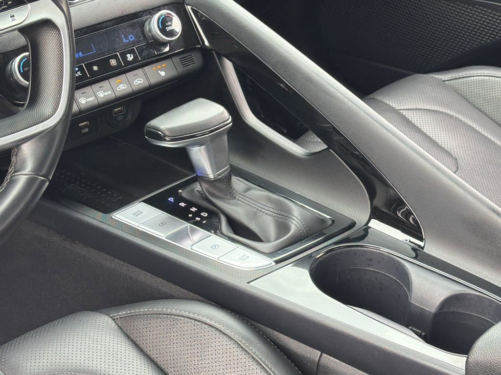 Used 2023 Hyundai Elantra Limited FWD image 27