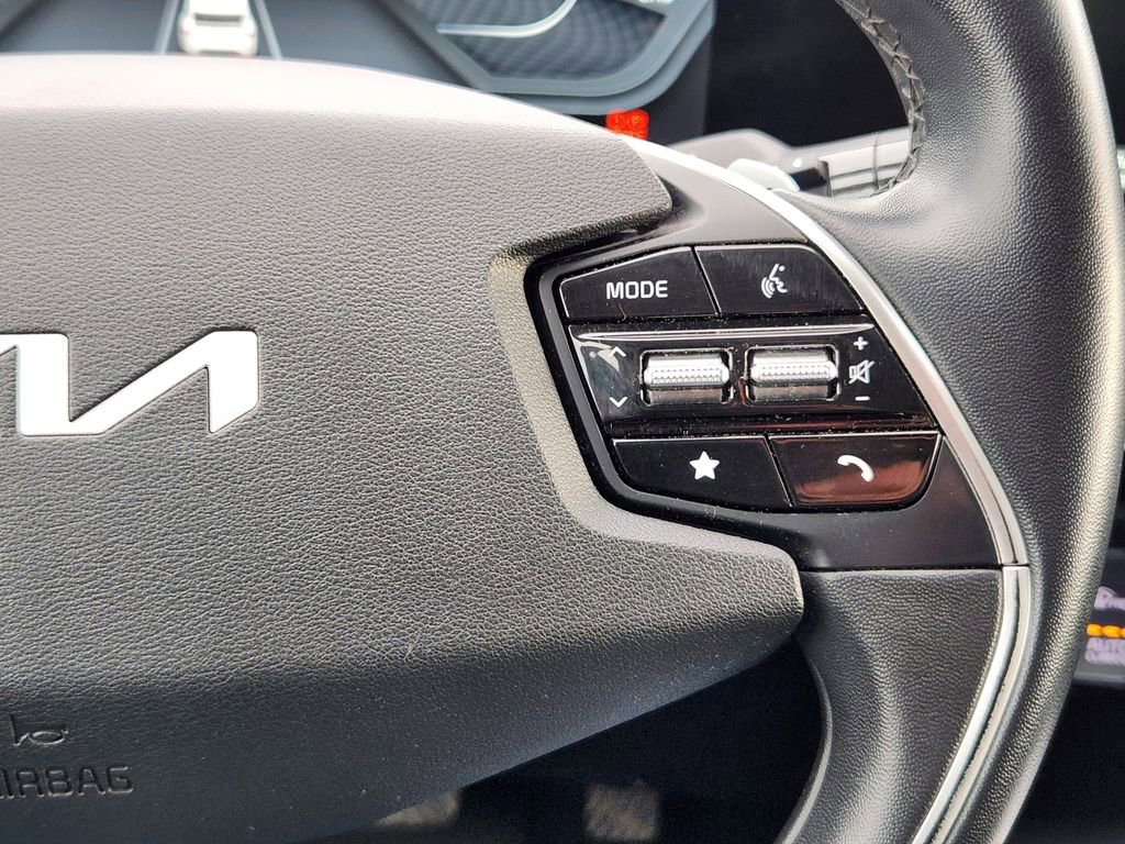 Used 2022 Kia EV6 Wind image 20