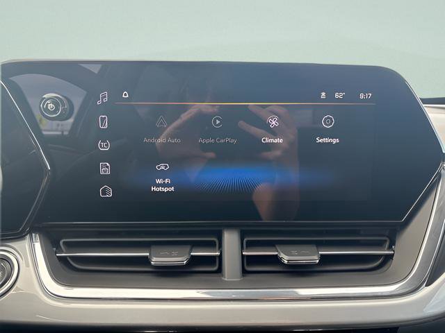 Used 2025 Chevrolet Trax LT image 19