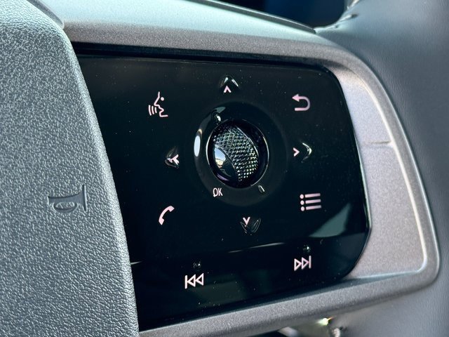 Used 2025 Nissan Murano SV image 19